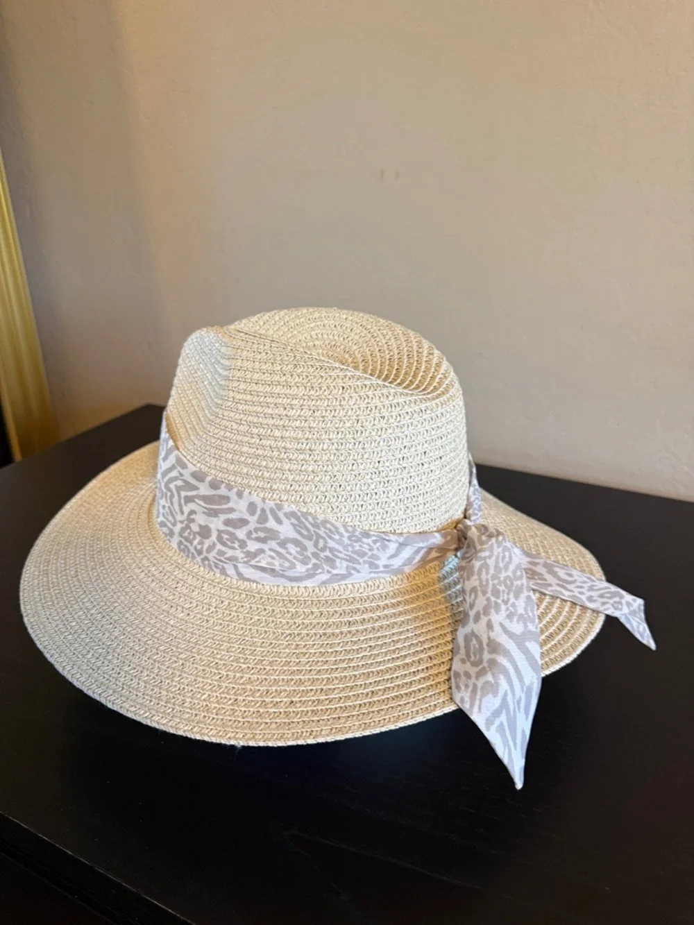 Vince Camuto Women’s Natural Sun Hat Animal Print Scarf Band NEW